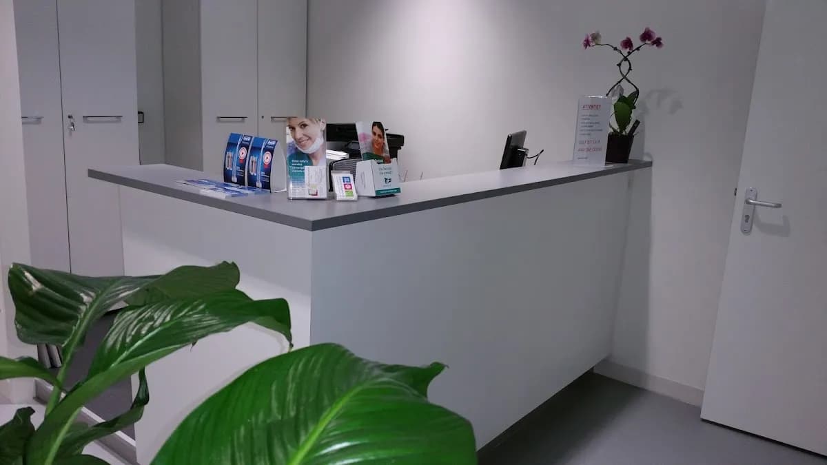 Tandartsenpraktijk Liem-Oei — foto uit de Google-vermelding van de praktijk