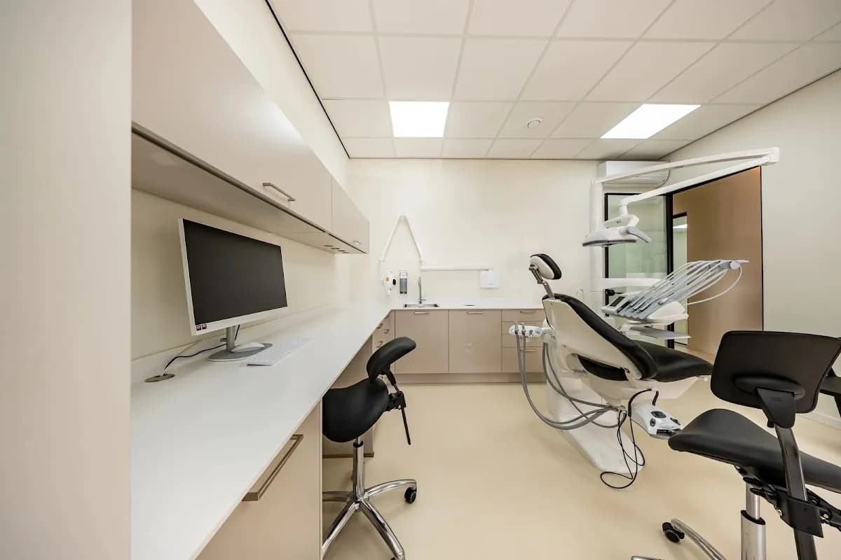 Tandartspraktijk Dentalab — foto uit de Google-vermelding van de praktijk