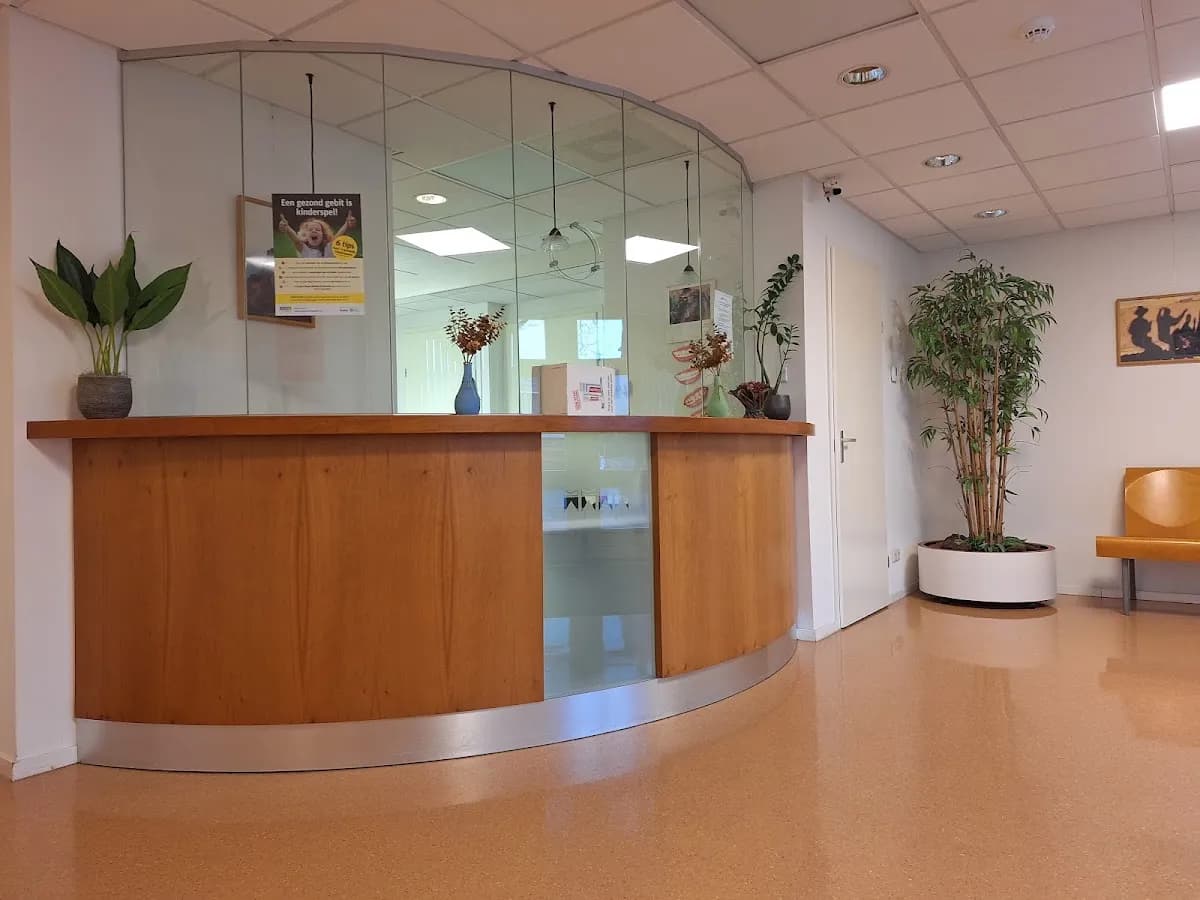 Tandartspraktijk S. Djoa 🦷 — foto uit de Google-vermelding van de praktijk
