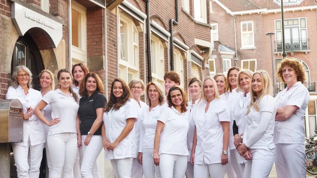 Tandartspraktijk Van Hogendorpstraat | Dental Care Utrecht — foto uit de Google-vermelding van de praktijk