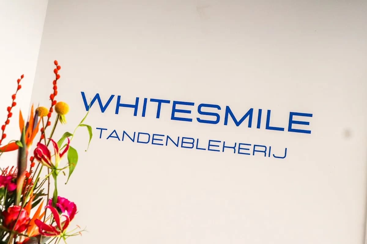 Tandenblekerij WhiteSmile — foto uit de Google-vermelding van de praktijk