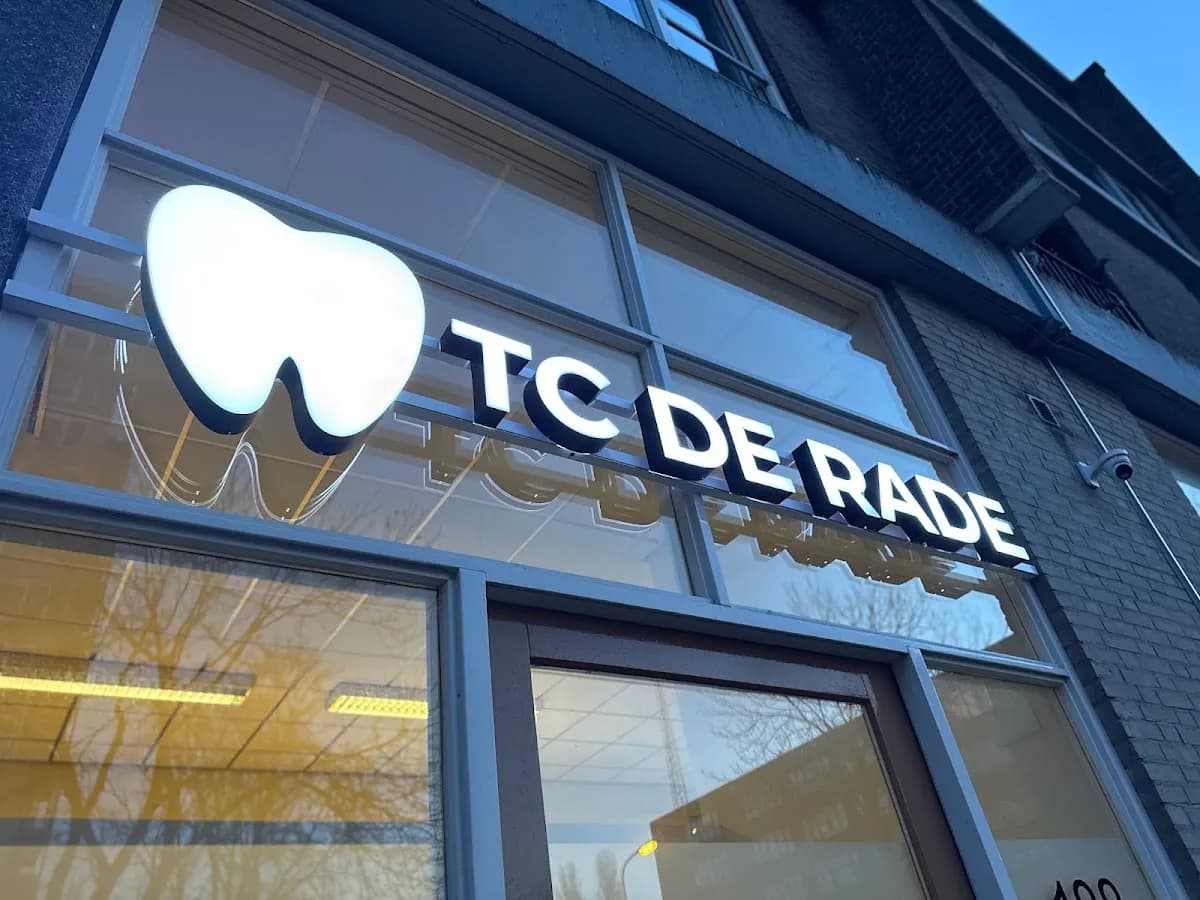 Tandheelkundig Centrum De Rade — foto uit de Google-vermelding van de praktijk