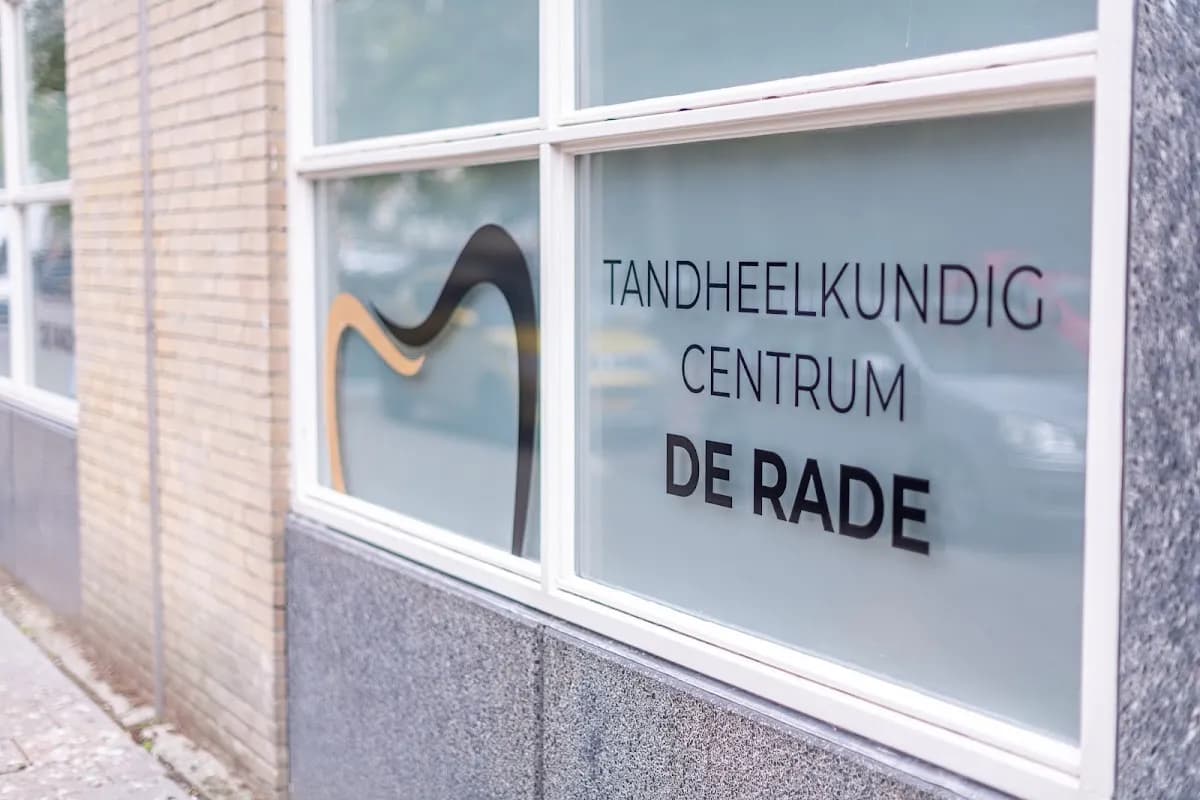 Tandheelkundig Centrum De Rade — foto uit de Google-vermelding van de praktijk