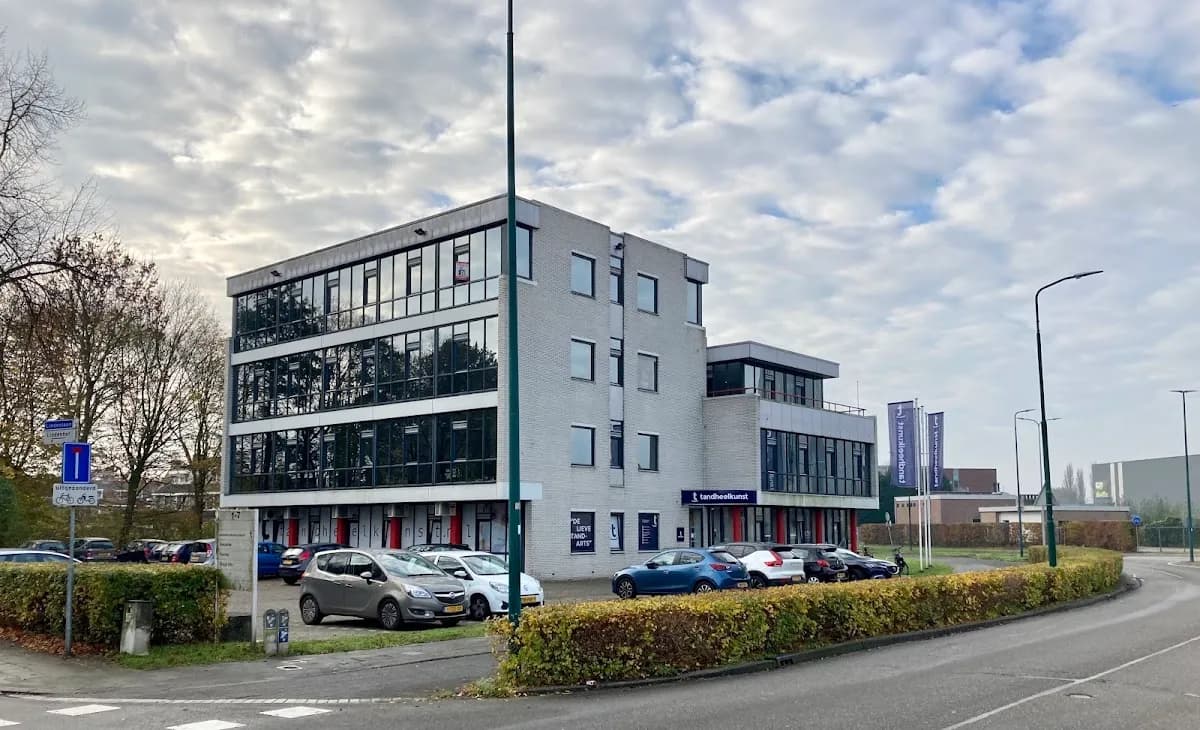 Tandheelkunst Woerden Lindenhof — foto uit de Google-vermelding van de praktijk