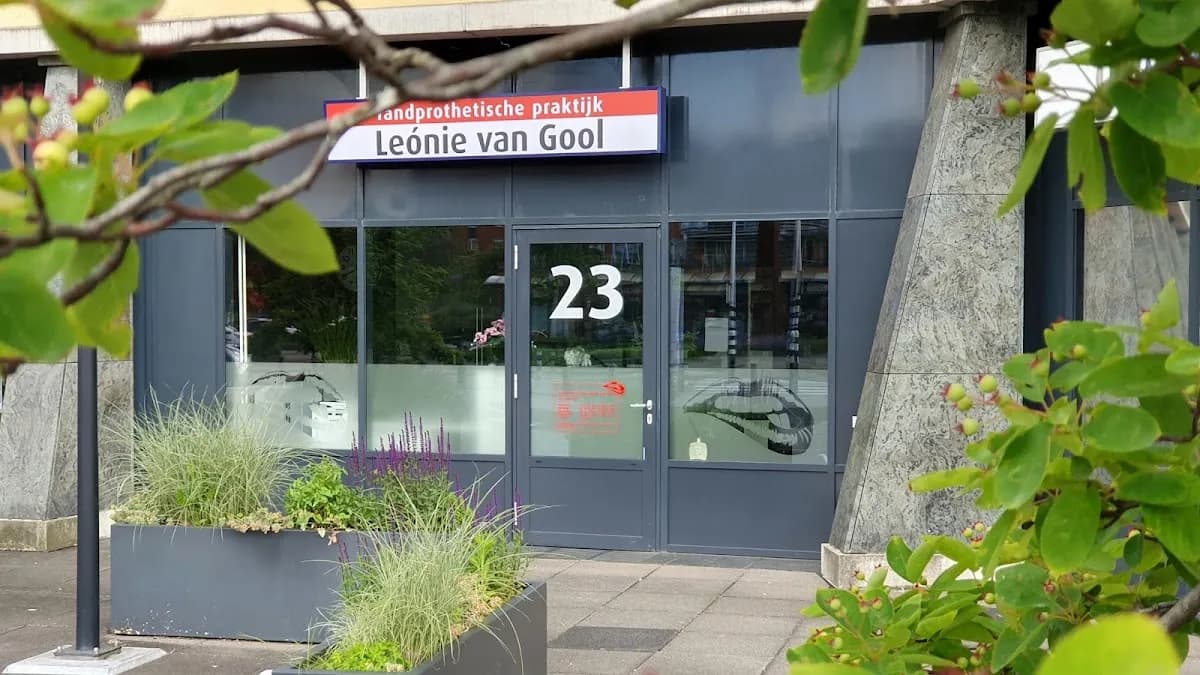 Tandprothetische praktijk Leónie van Gool — foto uit de Google-vermelding van de praktijk