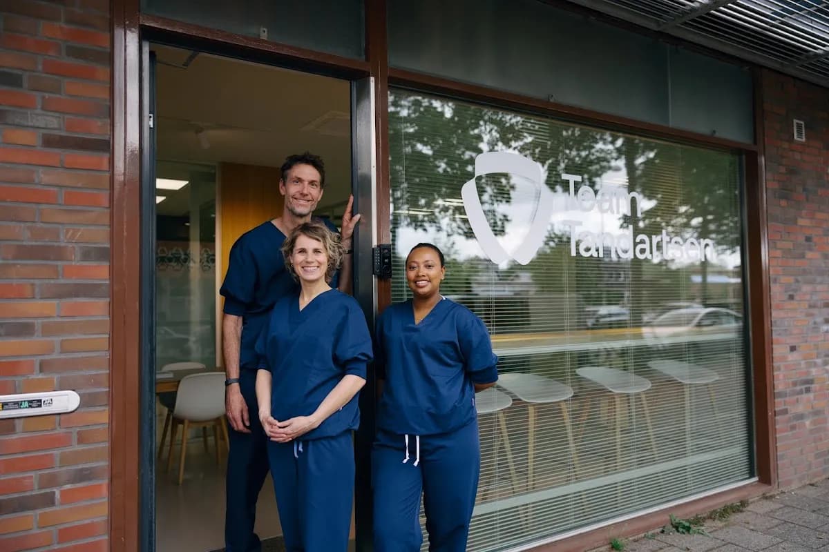 Team Tandartsen — foto uit de Google-vermelding van de praktijk